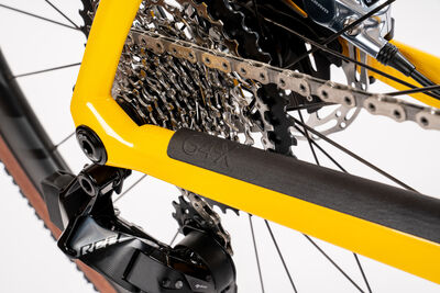 Colnago G4X 1x Carbon Gravel Complete Bike Shimano 822 1x12 Yellow, Code: Mytl click to zoom image