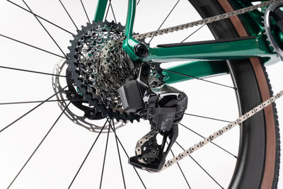 Colnago G4X 2x Carbon Gravel Complete Bike Shimano 820 2x12 Green, Code: Pigr click to zoom image