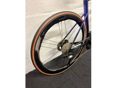 Basso Astra Ultegra Di2 Shamal Dual Profile click to zoom image