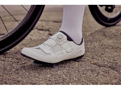 Shimano RC5W (RC502W) SPD-SL Women's Shoes, White click to zoom image