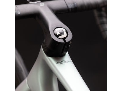 Basso Diamante Moon Opal Frameset click to zoom image