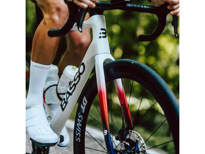 Basso Astra Chroma White Frameset click to zoom image