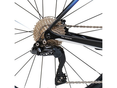 Basso Astra 105 7150 DI2/Aksium Chameleon click to zoom image