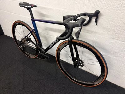 Basso Astra Ultegra Di2 Shamal Dual Profile click to zoom image