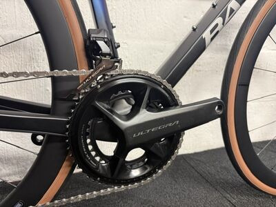 Basso Astra Ultegra Di2 ERE Explorator click to zoom image