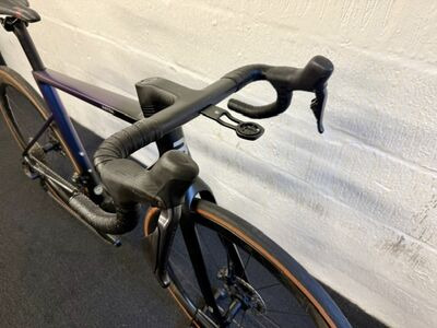 Basso Astra Ultegra Di2 Genus II CL45 click to zoom image
